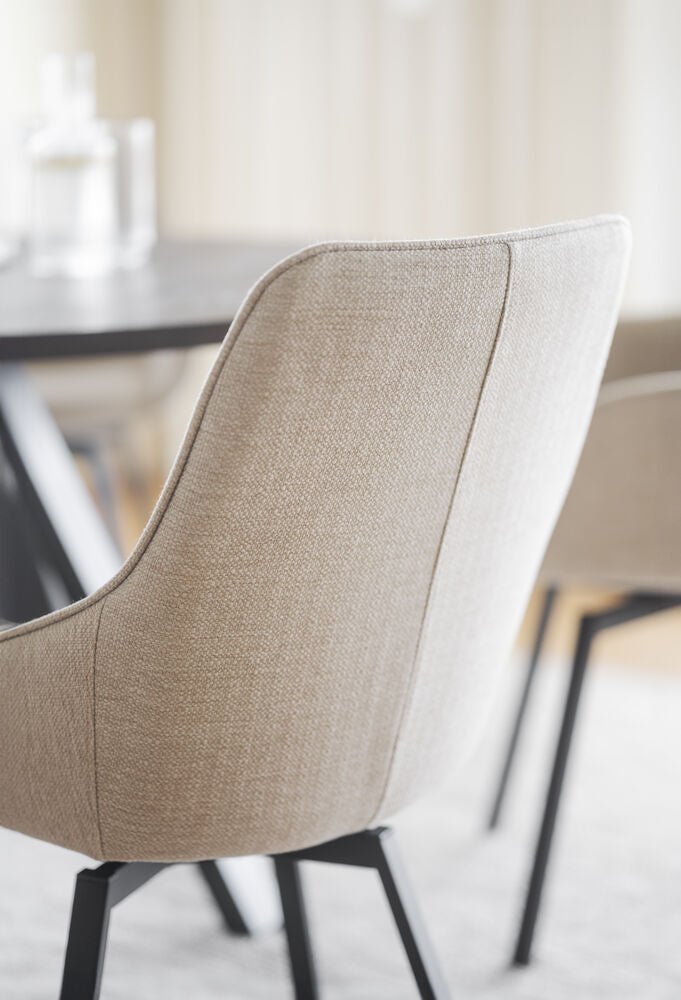 Alison Stol Ljusbeige/Svart | Rowico Home | 7340126585610 | 117859 | Maessing Interiör