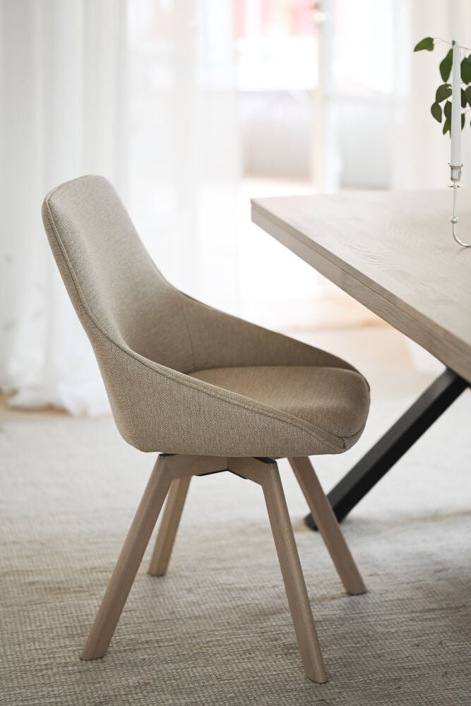 Alison Stol Ljusbeige/Vitpigmenterad Ek | Rowico Home | 7340126571637 | 117861 | Maessing Interiör