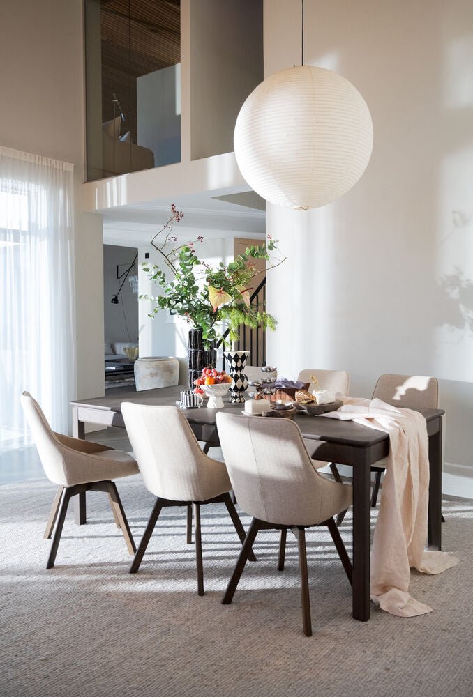 Alison Stol Mörkbeige/Brun Ek | Rowico Home | 7340126571675 | 117866 | Maessing Interiör