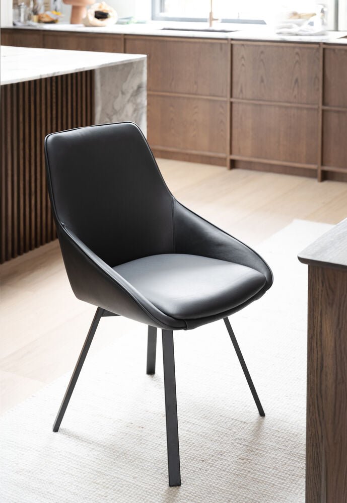 Alison Stol Svart Läder/Svart | Rowico Home | 7340126585481 | 118133 | Maessing Interiör