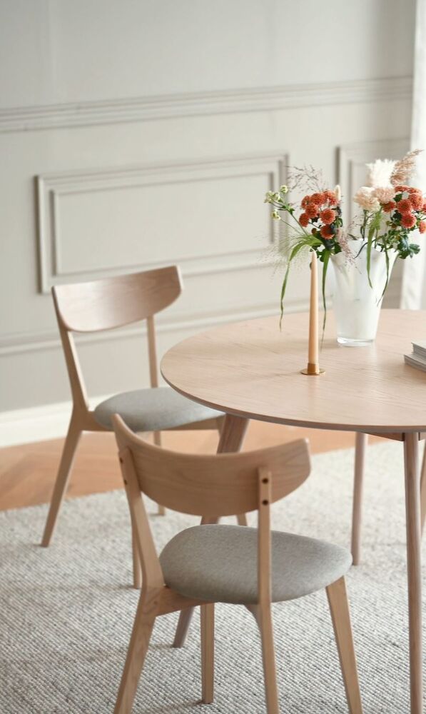 Ami Stol Grå - Beige/Vitpigmenterad Ek | Rowico Home | 7340126558867 | 113019 | Maessing Interiör