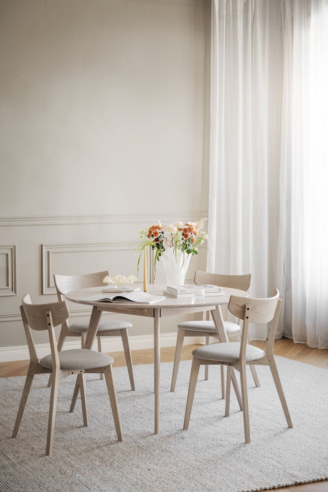 Ami Stol Grå - Beige/Vitpigmenterad Ek | Rowico Home | 7340126558867 | 113019 | Maessing Interiör