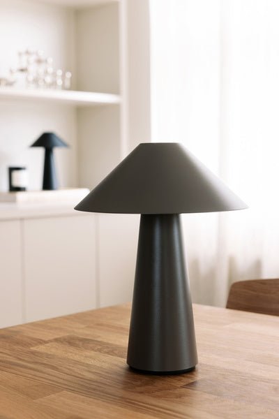 Cannes Portabel Bordslampa Brun | Globen Lighting | 7319434935066 | 493506 | Maessing Interiör