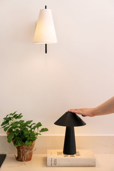 Cannes Portabel Bordslampa Svart | Globen Lighting | 7319434935110 | 493511 | Maessing Interiör