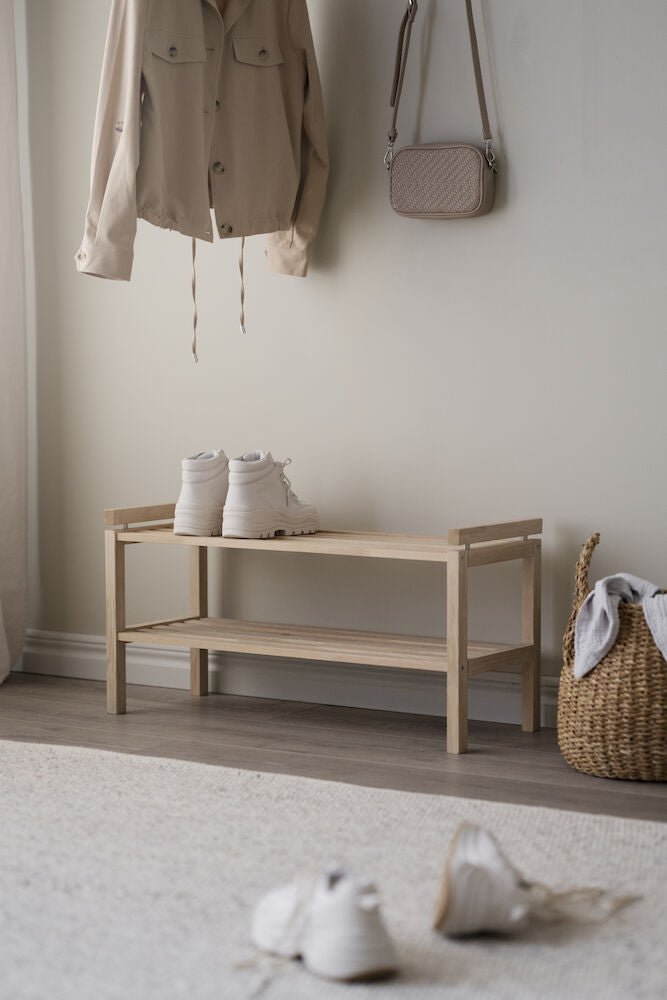 Confetti Skohylla Vitpigmenterad Ek 80 | Rowico Home | 7340126519691 | 103732 | Maessing Interiör