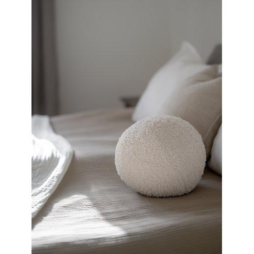 Elsie Prydnadskudde Offwhite Ø30 | Svanefors | 7332623420426 | 1225 - 89 - 002 | Maessing Interiör