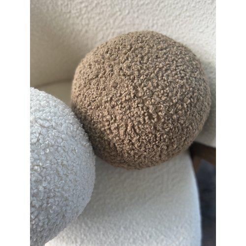 Elsie Prydnadskudde Offwhite Ø30 | Svanefors | 7332623420426 | 1225 - 89 - 002 | Maessing Interiör