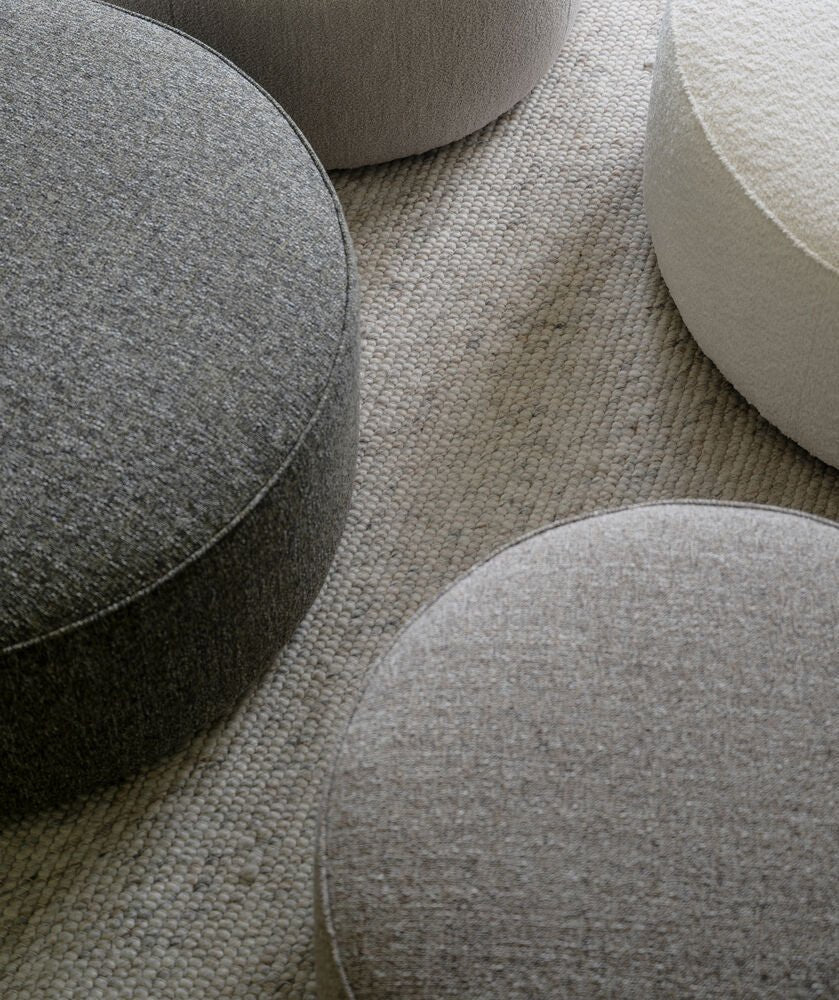Joplin Sittpuff Ljusbeige Ø70 | Rowico Home | 7340233304784 | 148460 | Maessing Interiör