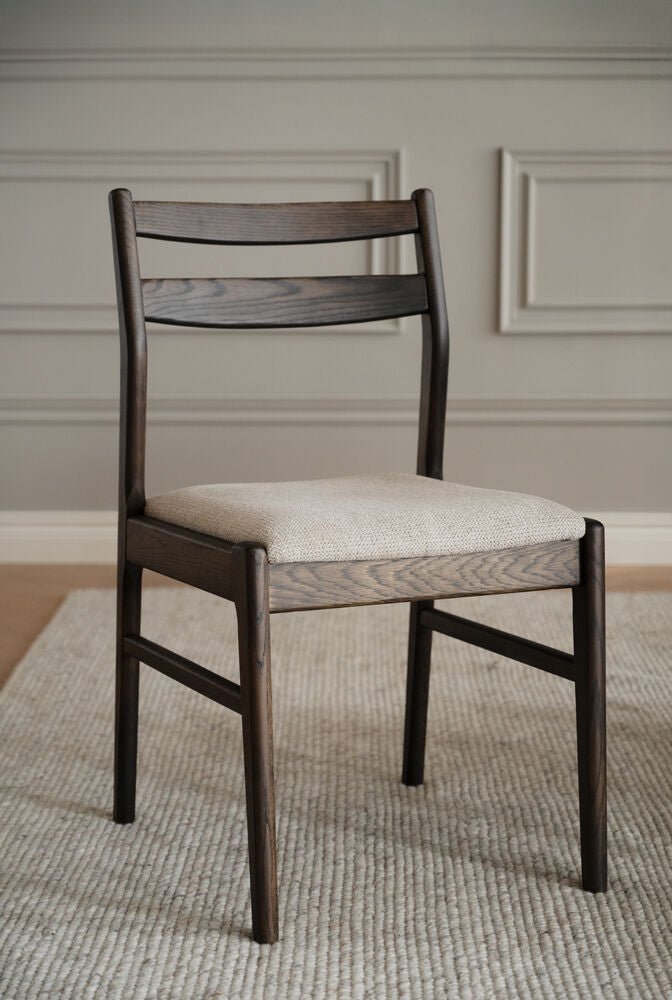 Kerwin Stol Ljusbeige/Brun Ek | Rowico Home | 7340233302018 | 123508 | Maessing Interiör