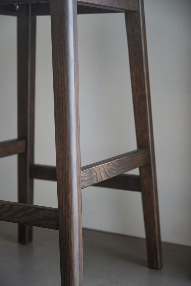 Livermore Pall Brun Ek/Mörkbrun Läder | Rowico Home | 7340126595275 | 149020 | Maessing Interiör