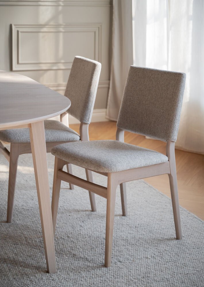 Medford Stol Ljusbeige/Vitpigmenterad Ek | Rowico Home | 7340126595299 | 121280 | Maessing Interiör