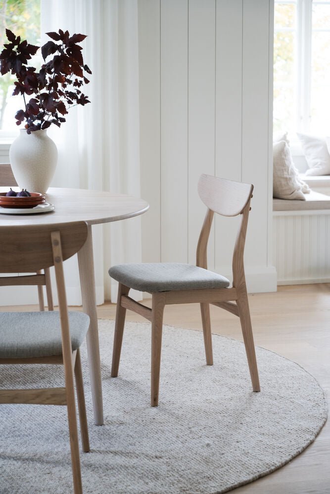 Rodham Stol Grå - Beige/Vitpigmenterad Ek | Rowico Home | 7340126593356 | 120087 | Maessing Interiör