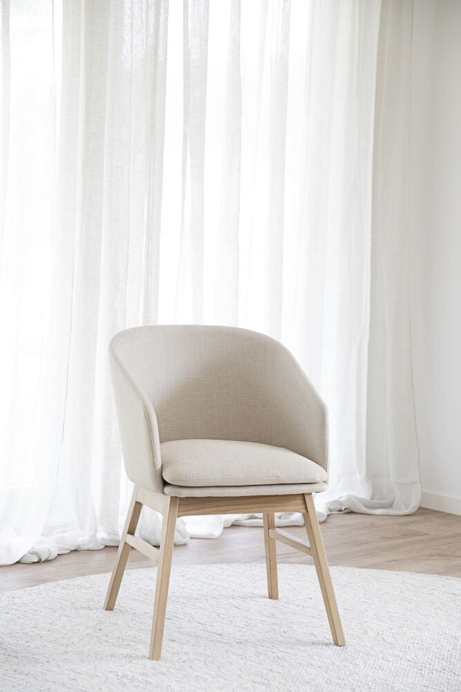 Windham Karmstol Beige/Ek | Rowico Home | 7340126554562 | 120664 | Maessing Interiör