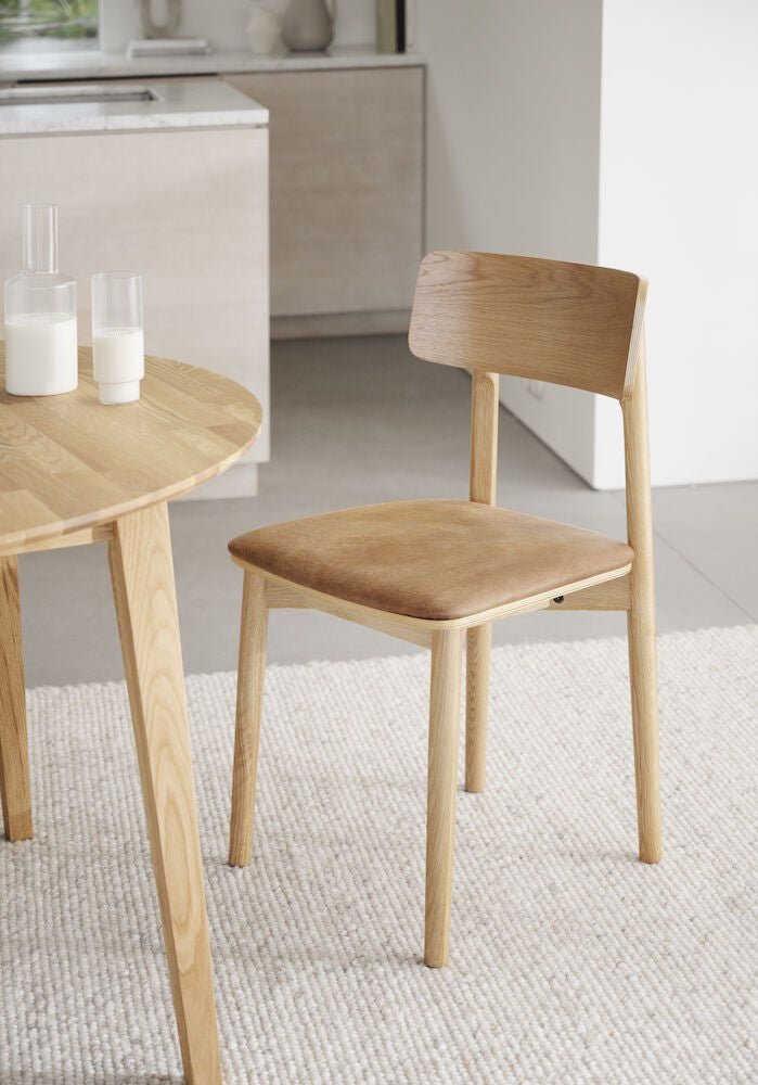 Wolcott Stol Brun/Ek | Rowico Home | 7340126556443 | 120940 | Maessing Interiör