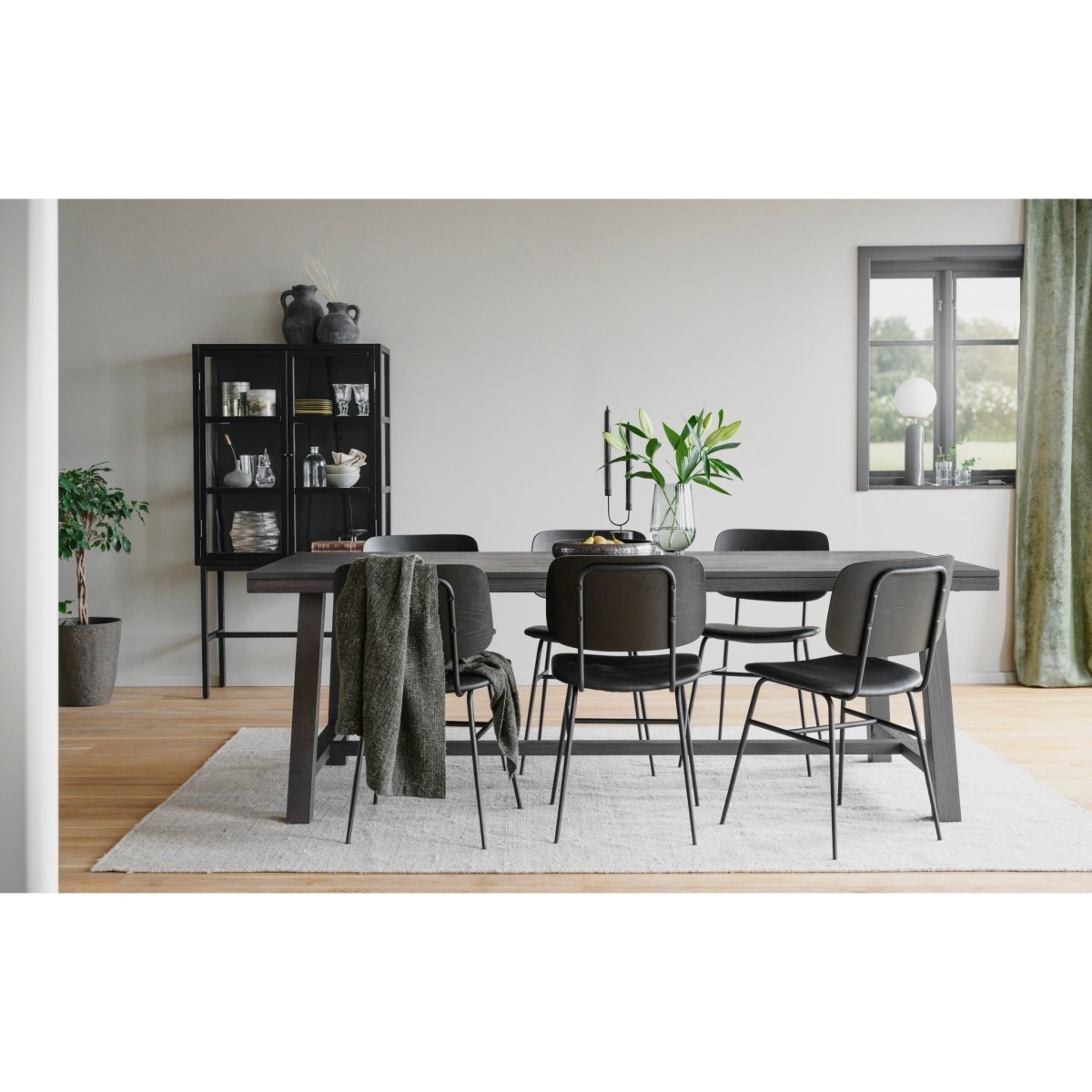 Brooklyn Matbord Mörkbrun 220 | Rowico Home | 7340126517215 | 108541 | Maessing Interiör