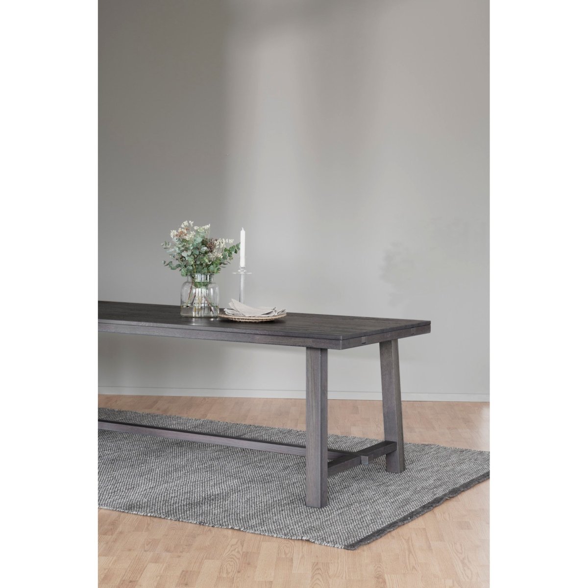 Brooklyn Matbord Mörkbrun 220 | Rowico Home | 7340126517215 | 108541 | Maessing Interiör