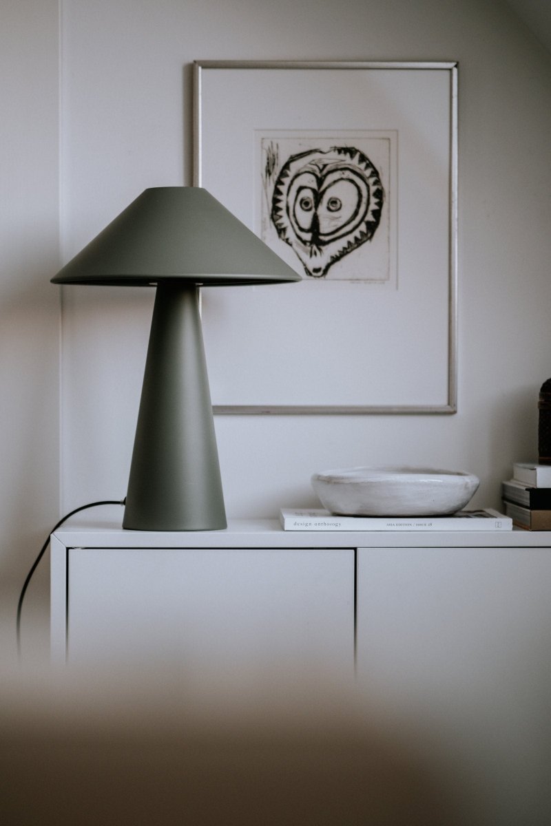 Cannes Bordslampa Grön | Globen Lighting | 7319434234039 | 423403 | Maessing Interiör