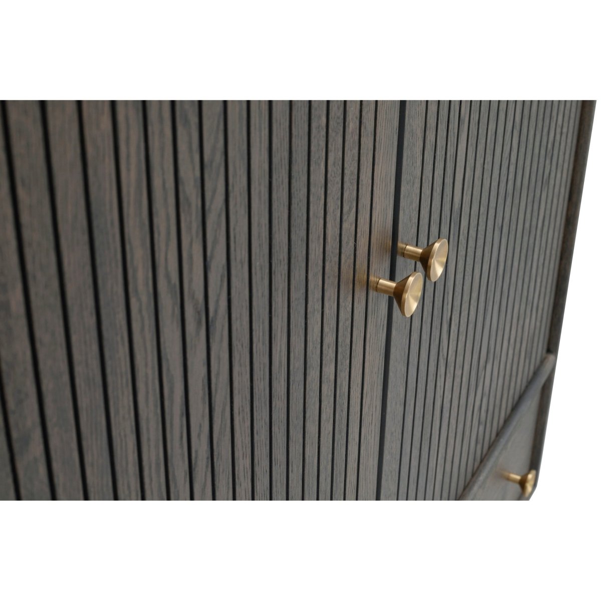 Clearbrook Skåp Brun Ek | Rowico Home | 7340126545041 | 119783 | Maessing Interiör