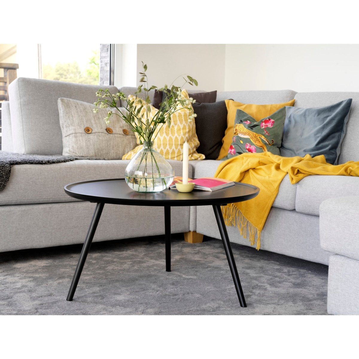 Daisy Soffbord Svart 80 Ø | Rowico Home | 7340126535738 | 111834 | Maessing Interiör