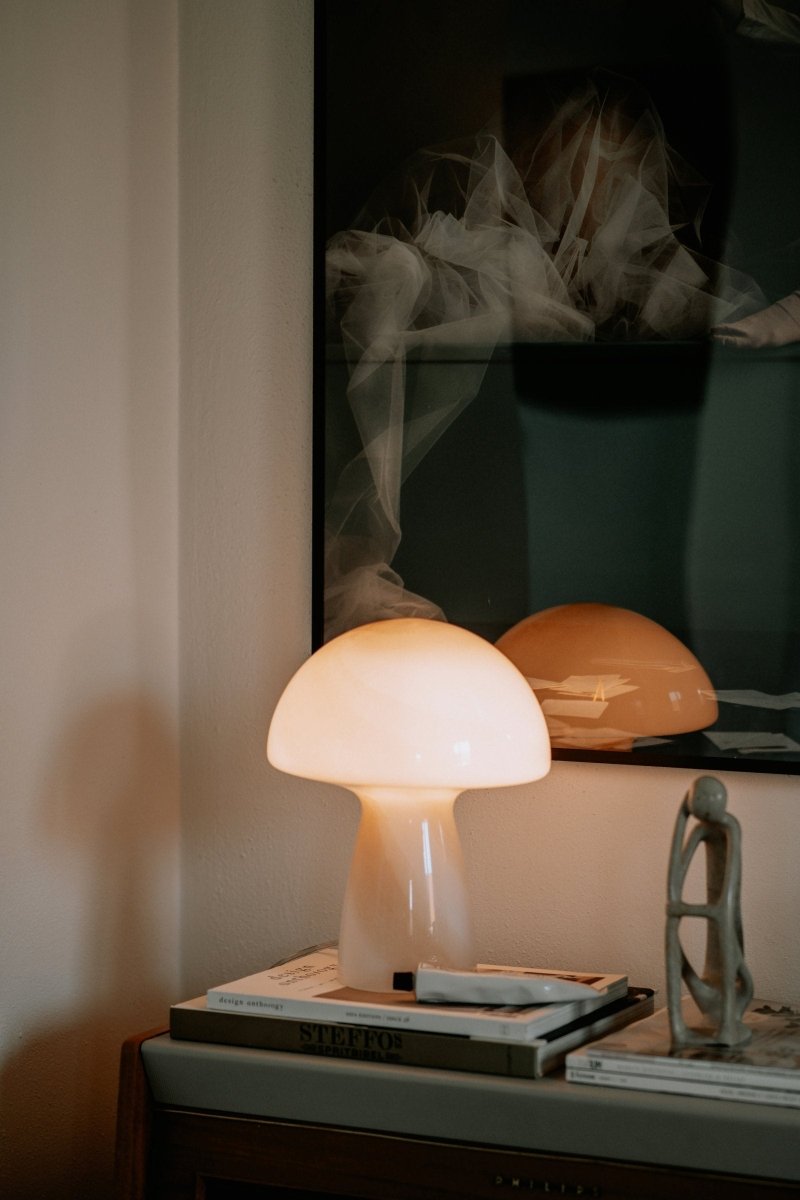 Fungo 22 Bordslampa Beige | Globen Lighting | 7319436214022 | 621402 | Maessing Interiör