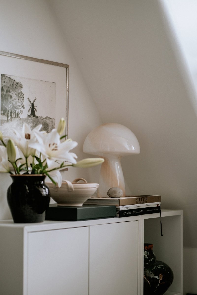 Fungo 22 Bordslampa Beige | Globen Lighting | 7319436214022 | 621402 | Maessing Interiör
