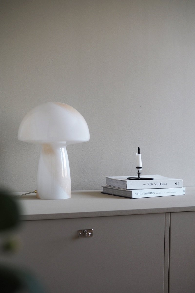 Fungo 30 Bordslampa Beige | Globen Lighting | 7319436212028 | 621202 | Maessing Interiör
