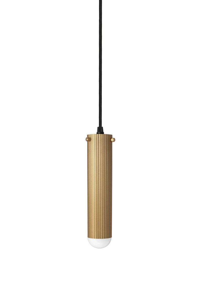 Hubble 22 Pendellampa Mässing | Globen Lighting | 7319434433654 | 443365 | Maessing Interiör