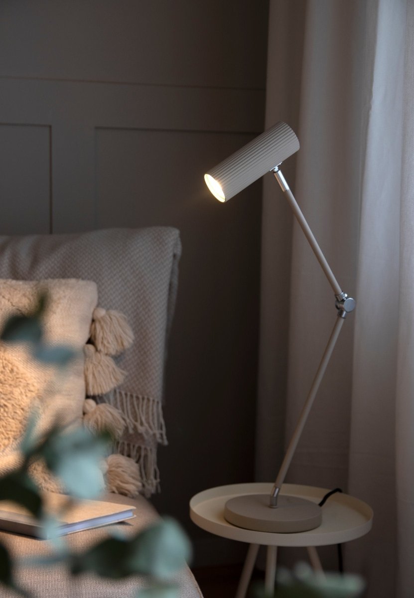 Hubble Read Bordslampa Mud | Globen Lighting | 7319434233025 | 423302 | Maessing Interiör