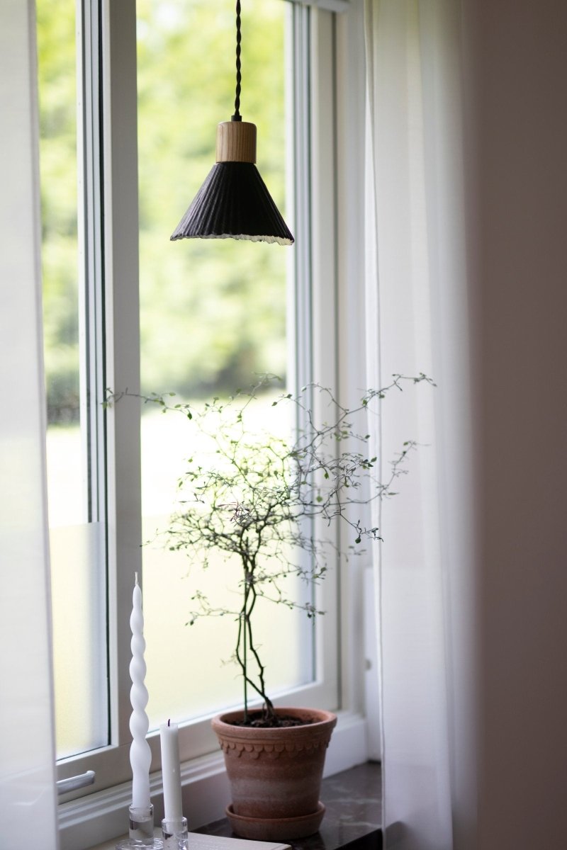 Linnea 16 Pendellampa Svart | Globen Lighting | 7319431431110 | 143111 | Maessing Interiör