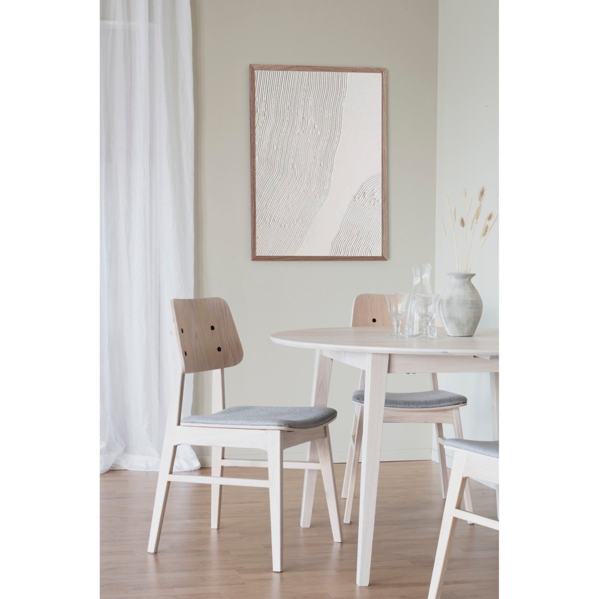 Nagano Stol Ljusgrå/Vitpigmenterad | Rowico Home | 7340126541029 | 119431 | Maessing Interiör