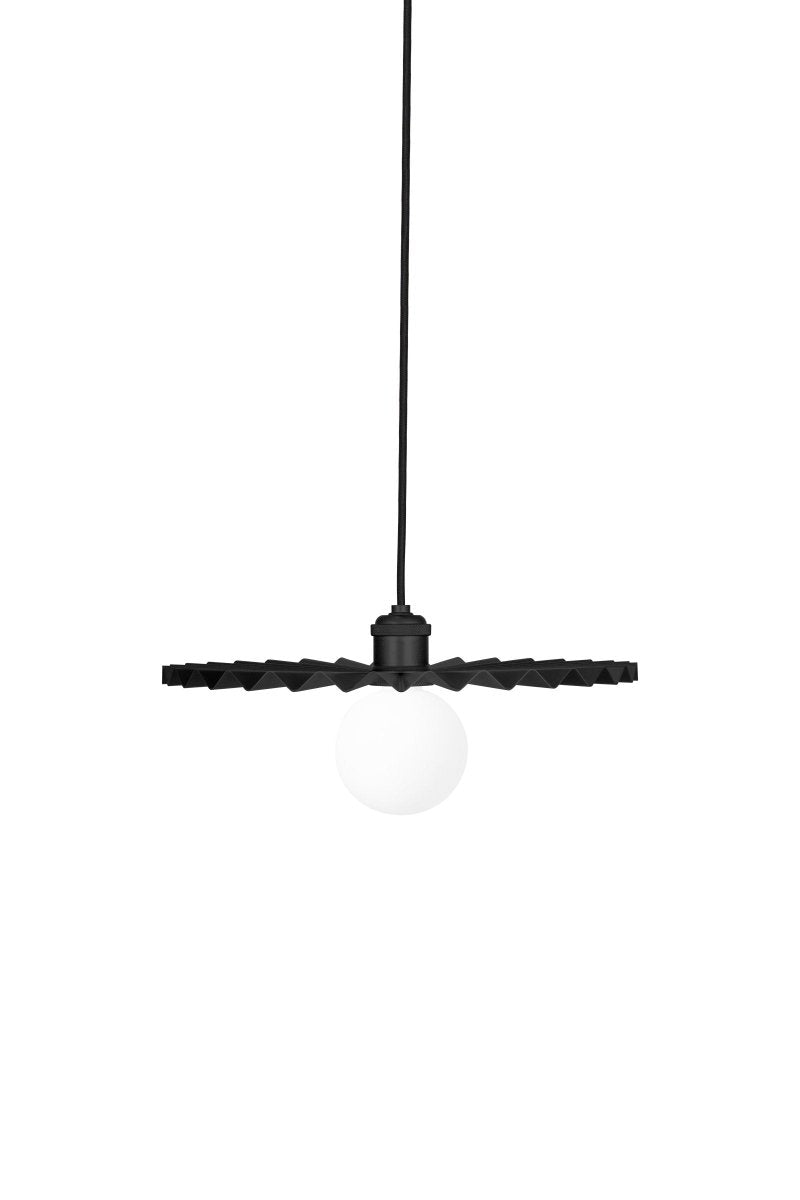 Omega Taklampa 35 Svart | Globen Lighting | 7319432510111 | 251011 | Maessing Interiör