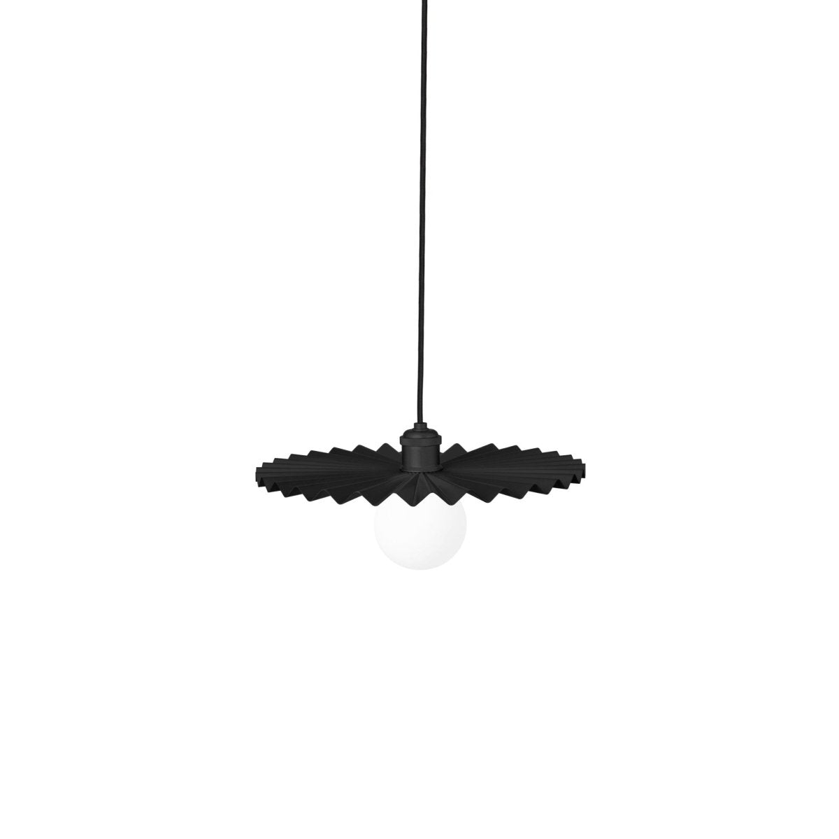 Omega Taklampa 35 Svart | Globen Lighting | 7319432510111 | 251011 | Maessing Interiör