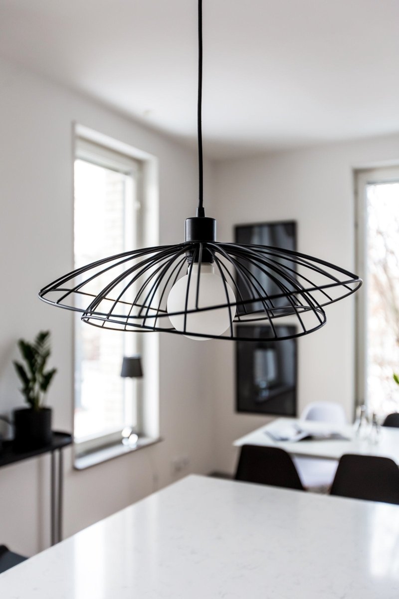 Ray Taklampa 45 Svart | Globen Lighting | 7319432579118 | 257911 | Maessing Interiör