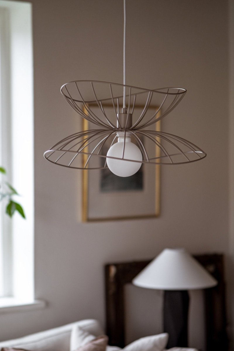 Ray Taklampa 70 Mud | Globen Lighting | 7319432580022 | 258002 | Maessing Interiör