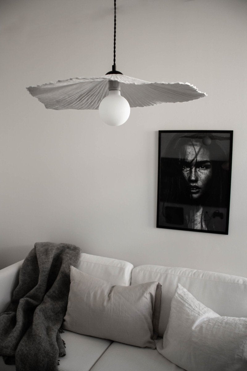 Tropez Taklampa 60 Natur | Globen Lighting | 7319431510204 | 151020 | Maessing Interiör