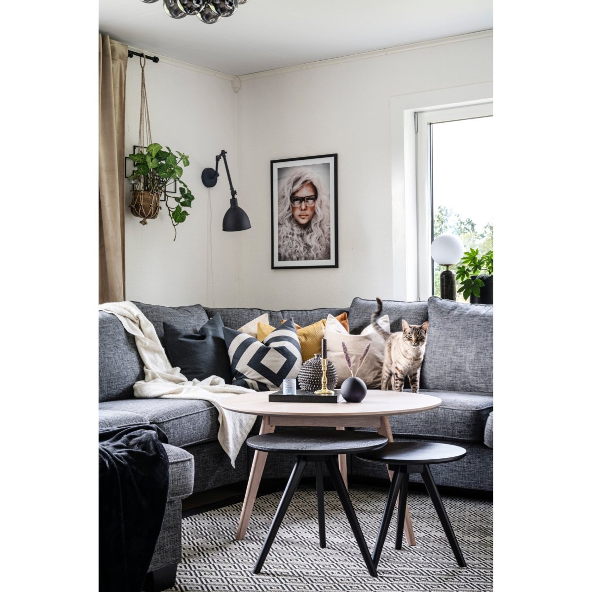 Yumi Satsbord Svart | Rowico Home | 7340126502945 | 52220 | Maessing Interiör