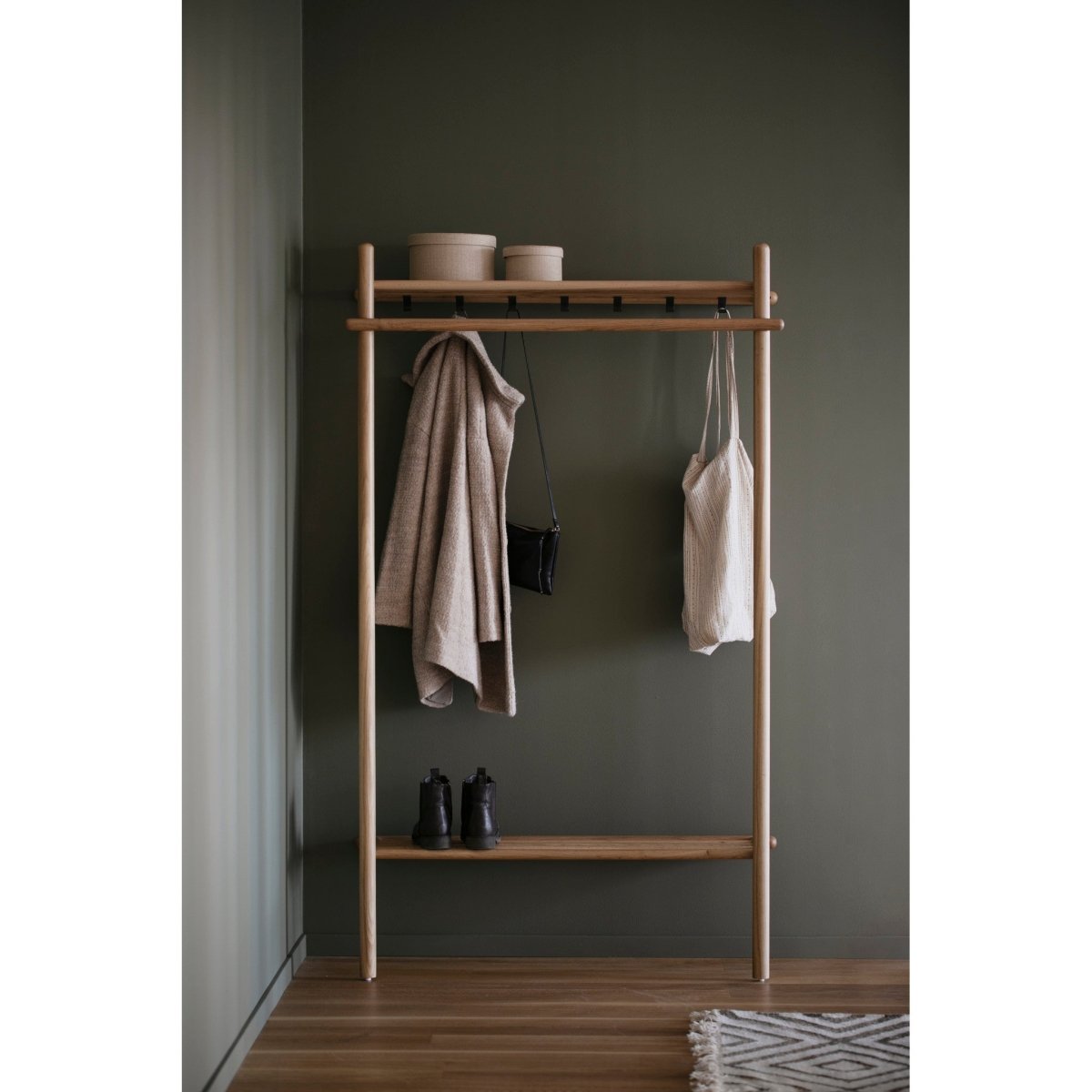 Klädställning - Maessing Interiör