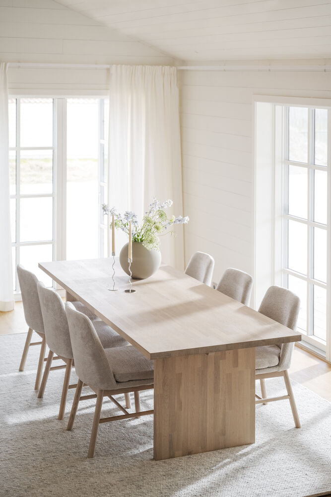 Emmett Matbord Vitpigmenterad Ek 240 | Rowico Home | 7340126550779 | 120350 | Maessing Interiör