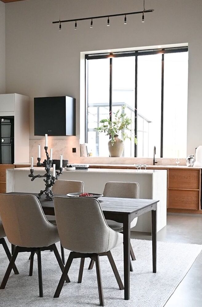 Alison Stol Grå/Vitpigmenterad Ek | Rowico Home | 7340126585696 | 118061 | Maessing Interiör