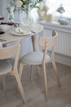 Ami Stol Grå - Beige/Vitpigmenterad Ek | Rowico Home | 7340126558867 | 113019 | Maessing Interiör