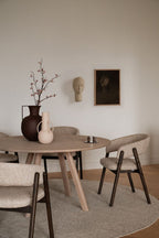 Barnaby Karmstol Mörkbeige/Brun Ek | Rowico Home | 7340233305842 | 120164 | Maessing Interiör