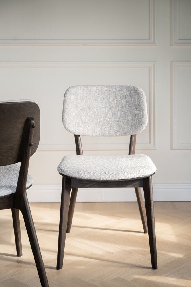 Barrett Stol Ljusbeige/Brun Ek | Rowico Home | 7340233301981 | 121288 | Maessing Interiör