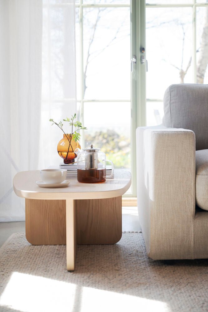 Billings Soffbord Vitpigmenterad Ek 89 | Rowico Home | 7340233303749 | 121040 | Maessing Interiör