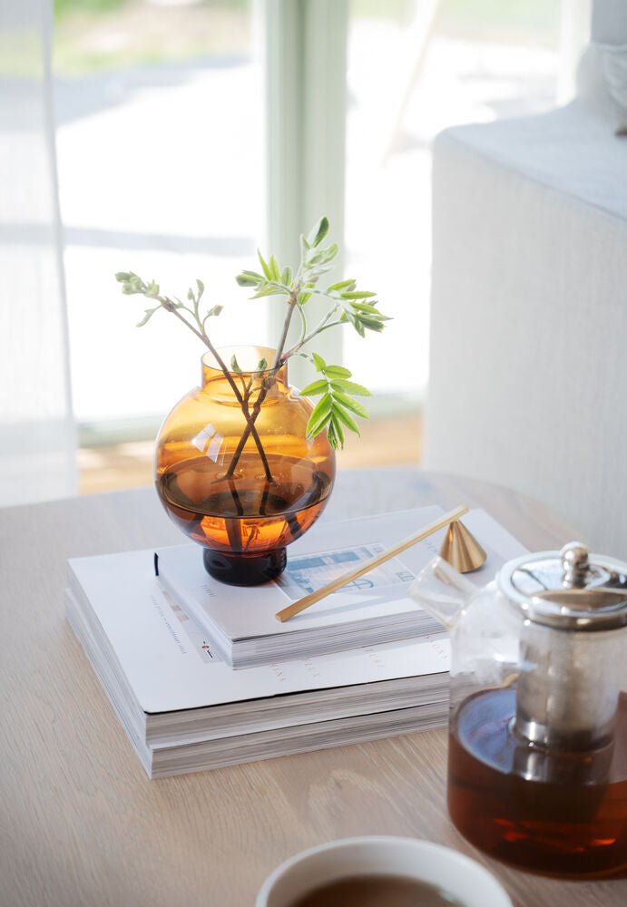 Billings Soffbord Vitpigmenterad Ek 89 | Rowico Home | 7340233303749 | 121040 | Maessing Interiör