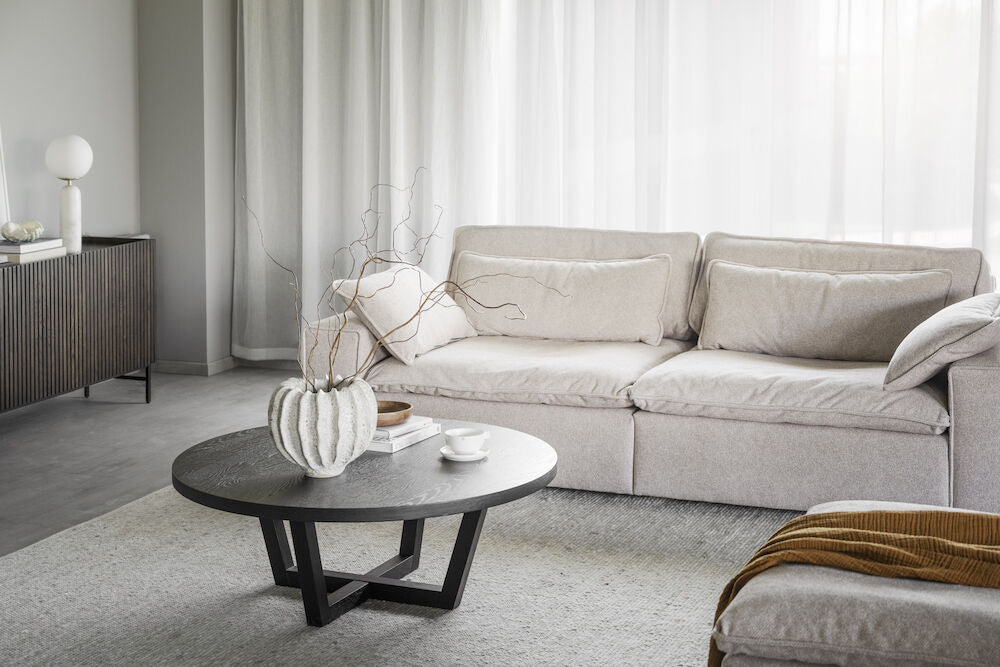Boxford Soffbord Svart Ek Ø110 | Rowico Home | 7340126557099 | 121019 | Maessing Interiör