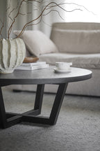 Boxford Soffbord Svart Ek Ø110 | Rowico Home | 7340126557099 | 121019 | Maessing Interiör