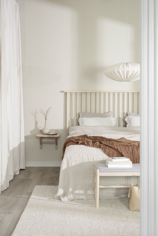 Camrose Väggskåp/Sängbord Vitpigmenterad Ek | Rowico Home | 7340126552094 | 120436 | Maessing Interiör