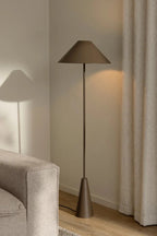 Cannes Golvlampa Brun | Globen Lighting | 7319434034066 | 403406 | Maessing Interiör