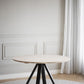 Carradale Matbord Vitpigmenterad Ek/Svarta V - ben Ø130 | Rowico Home | 7340126559895 | 121215 | Maessing Interiör
