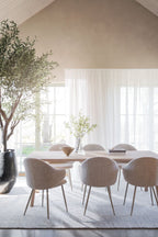 Clapperton Matbord Vitpigmenterad Ek 220 | Rowico Home | 7340233303961 | 128160 | Maessing Interiör